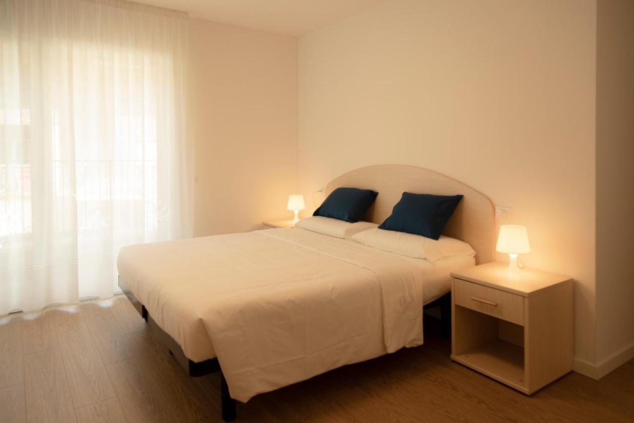 Holiday Apartments Giulia - Blue เปียตรามูราตา ภายนอก รูปภาพ