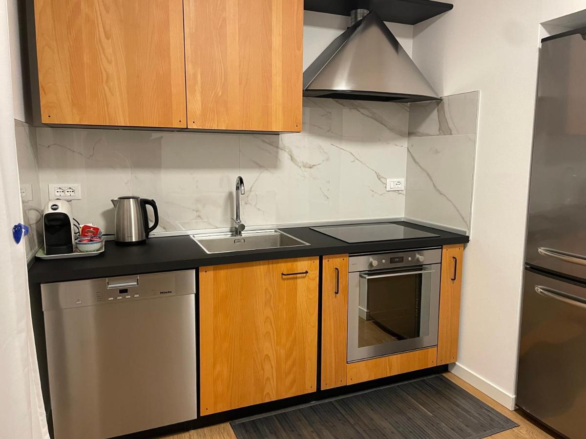 Holiday Apartments Giulia - Blue เปียตรามูราตา ภายนอก รูปภาพ